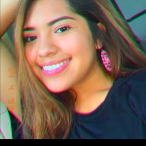 Meet your Posher, Priscilla